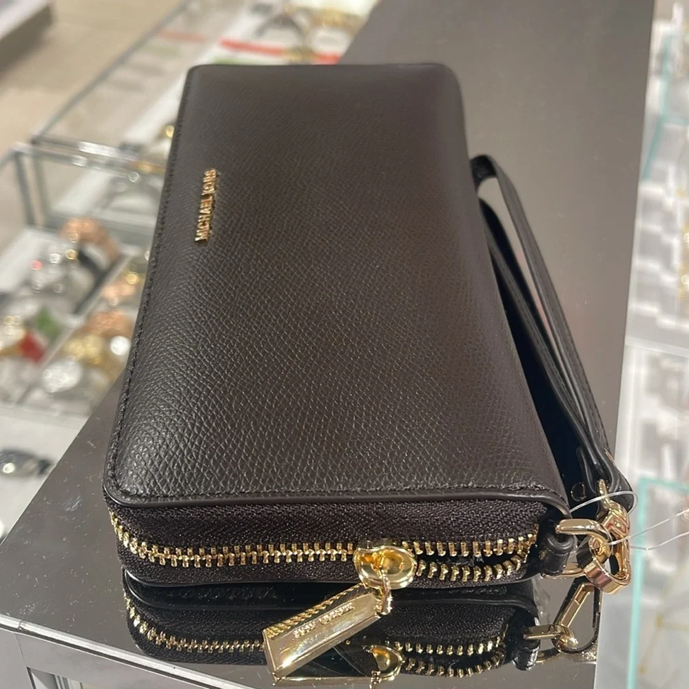 Michael Kors JST Lg Leather Continental Wallet Wristlet Phone Holder C Chocolate